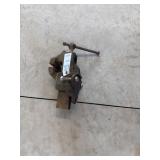 Bench vise