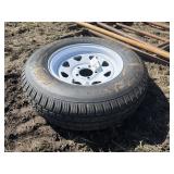 205/75D14 tire on rim