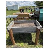 Raised garden bed