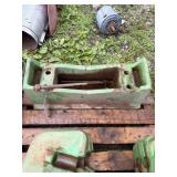 Weight Bracket