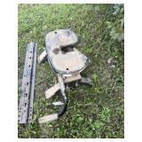 Fifth wheel camper hitch