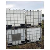 275 gallon chemical tanks (4)