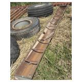 Metal feeder