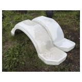 Pair of golf trailer fenders (white)