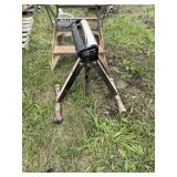 Adjustable roller stand