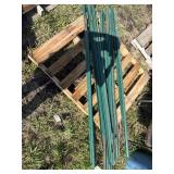 Green posts (10)