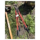 Bolt cutters
