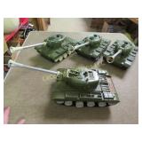 4 Remco Bulldog tank battery operated