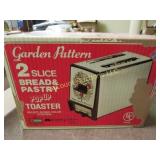 new old stock garden pattern toaster Retro!