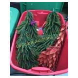 tote w great Christmas tree decor red greens