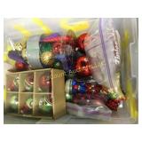 tote w beautiful Christmas ornaments decor