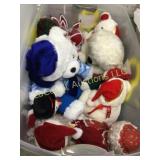 tote w beautiful Christmas plush bears misc