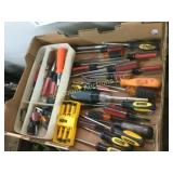 tool lot screw drivers many assorted