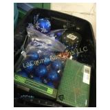 tote w Christmas ornaments decor balls