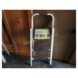 nice 3 step folding stool
