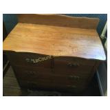 beautiful antique dresser great condition