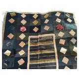 beautiful vintage table top quilt runner