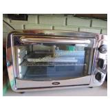 Oster toaster oven in good gently used condition