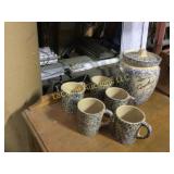 stoneware cookie jar with 5 mugs Roseville