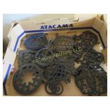 trivet condition many assorted