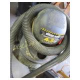 12 gallon shop vac wet/dry