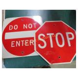 Stop & Do Not Enter signs