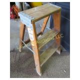 2 step wood step stool