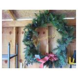 large Chrismas prelit wreath