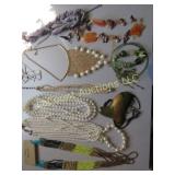 costume jewelry necklaces  upscale L@@K