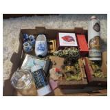 decor lot dutch shoe kissing kids book ends