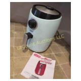 Dash compact air fryer