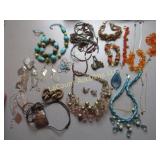 costume jewelry necklaces earrings bracelets