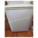 laundry hamper