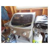 Weber gas grill w propane tank & cover