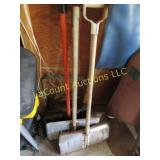 3 snow shovels