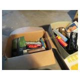 2 boxes trains cars accessories