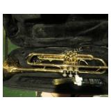 Mendini Trumpet in case