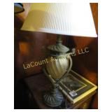 nice table lamp w shade