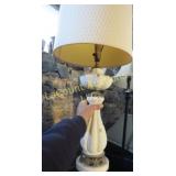 vintage lamp w shade