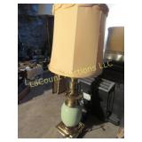 vintage table lamp w shade