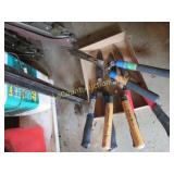 3 sets garden loppers cobbler stand