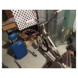 stationary exercise bike bun thigh  roller