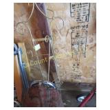 2 plate holders quilt rack  fabric panel