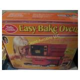 vintage Easy bake oven in original box