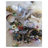 costume jewelry earrings bracelets more crafters