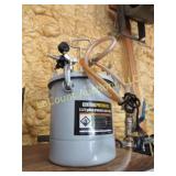 central pneumatic 2.5 gallon prssure paint tank