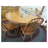 Amish made dining set table 6 chairs 2 leaves