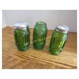 LE Smith Moon & Stars Green salt pepper W extra