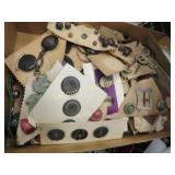 vintage buttons many nice selection