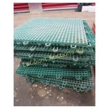 apx 20 interlocking floor tile grates
